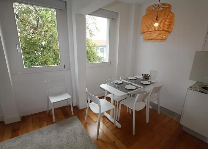 Opo.apt - Art Deco In Oporto's Center بورتو