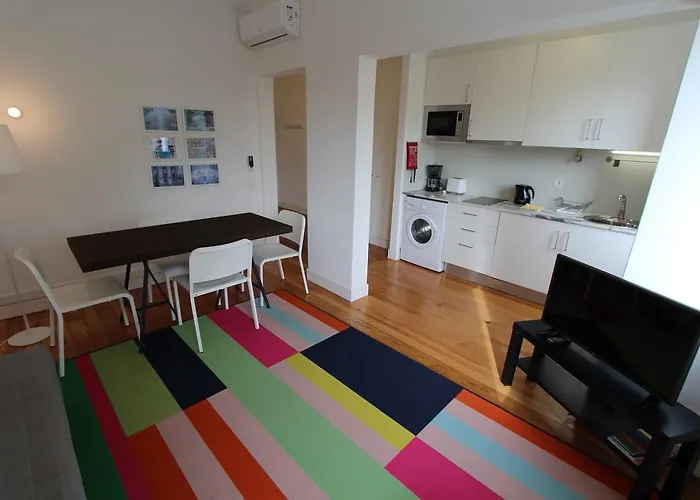 Opo.apt - Art Deco In Oporto's Center